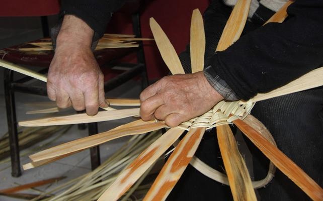 Bu Köyün Erkekleri 500 Yıldır Sepet Örüyor