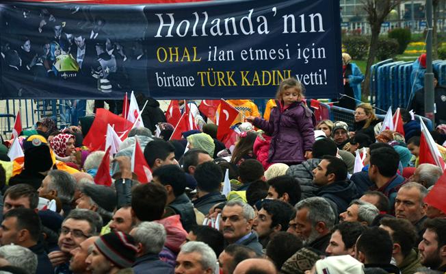 Bursa'da Anlamlı Pankart