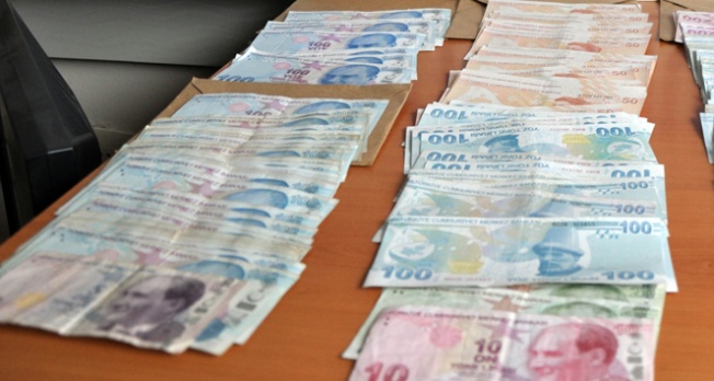 Bursa'da İçi Sahte Para Dolu Çanta Bulundu