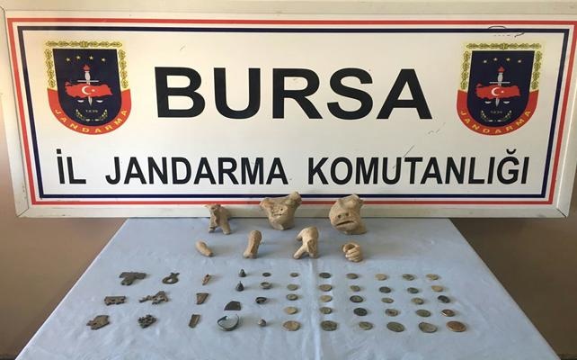 Bursa'da Yolcu Otobüsünde Tarihi Eser Operasyonu