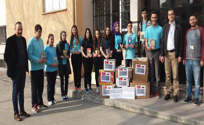 Bursalı liseliler, soydaş öğrenciler için Bulgaristan'a kütüphane kuruyor