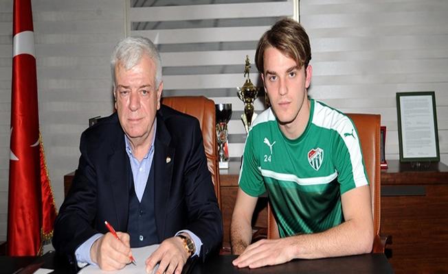 Bursaspor, Ertuğrul Ersoy'la sözleşme uzattı