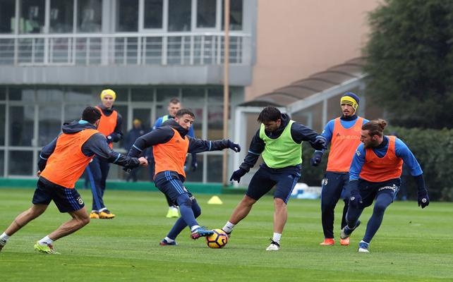 Fenerbahçe'de Konyaspor maçı hazırlıkları devam ediyor