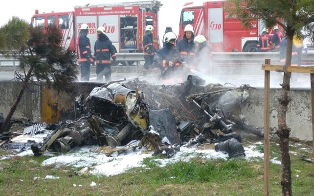 İstanbul'da Helikopter Düştü