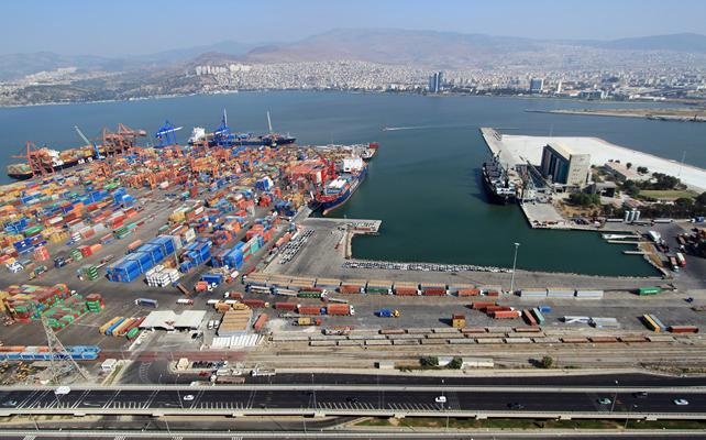 İzmir’in 300 yıllık liman sorunu çözüme kavuşmayı bekliyor