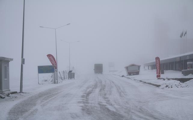 Uludağ’a Kar Yağdı