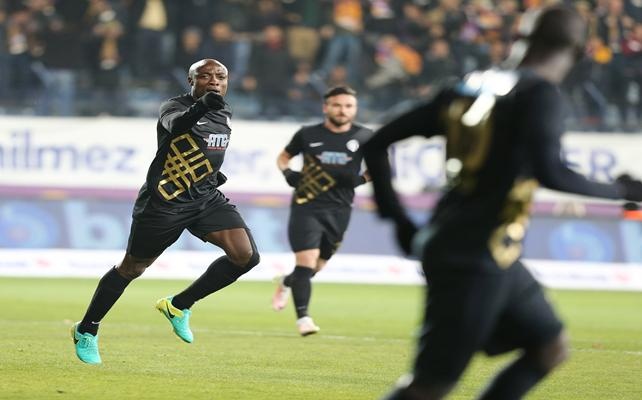 Webo, Bursaspor’u seviyor