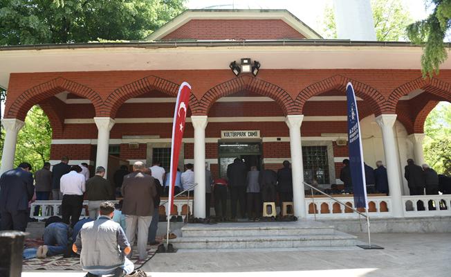 Kültürpark Camii Bursa`ya değer katıyor