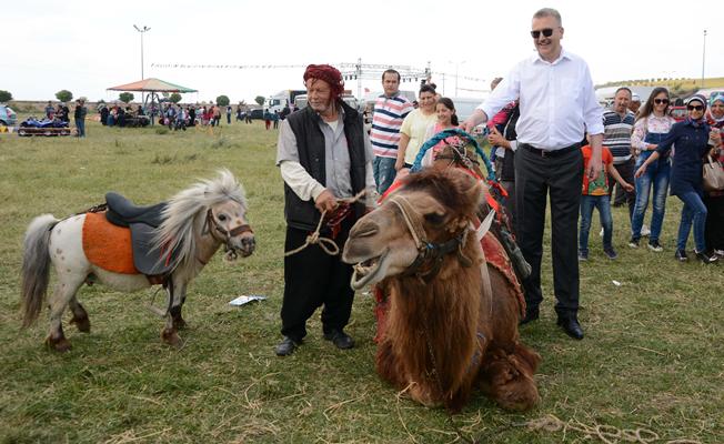 Karacabey Hafta Sonu Rengarenk Oldu