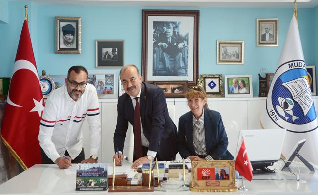 Taş Mektep İçin Restorasyon Sözleşmesi İmzalandı