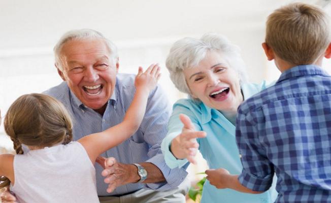 Bayram ziyaretleri hasta ve yaşlıların motivasyonunu artırıyor