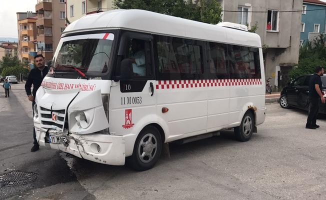 Bilecik'te zincirleme trafik kazası: 3 yaralı