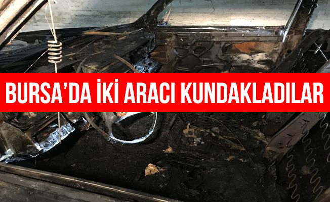 Bursa'da iki otomobil kundaklandı