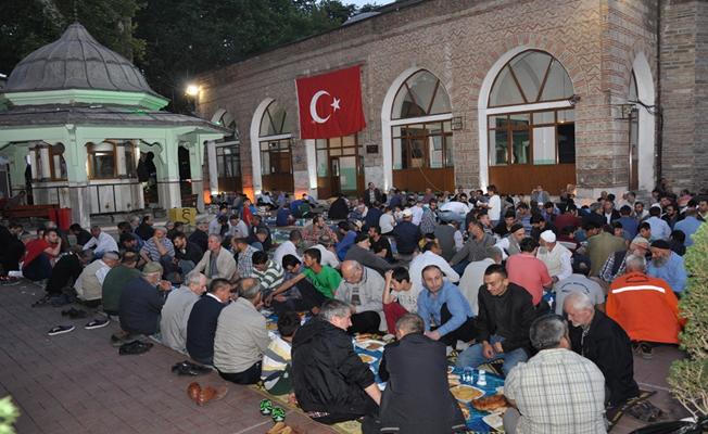 İnegöl'de Kadir Gecesi Geleneği Bozulmadı