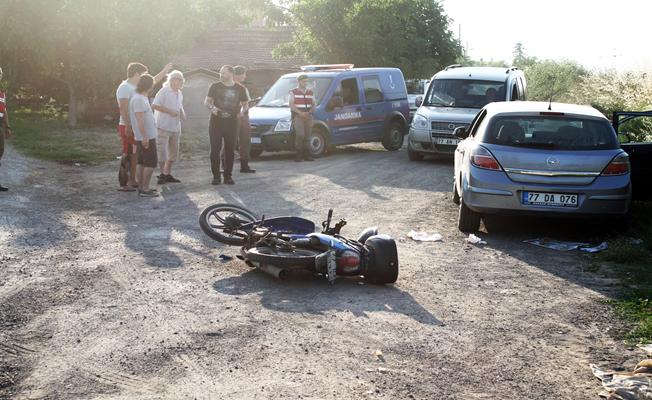 Yalova'da otomobil ile motosiklet çarpıştı: 2 yaralı