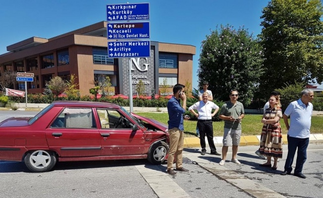 Sakarya'da Trafik Kazası Meydana Geldi Yaralılar Var