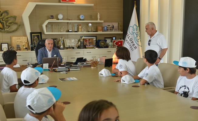 Bozbey: Amatör spor kulüpleri çocukları spora yönlendirmeli