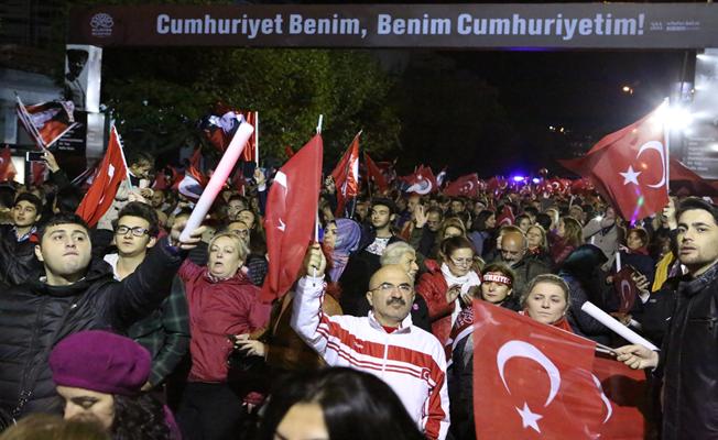 200 Binden Fazla Cumhuriyet Sevdalısı Nilüfer’de Yürüdü