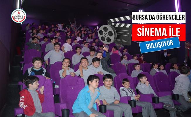Bursa'da Öğrenciler Sinema İle Buluşuyor