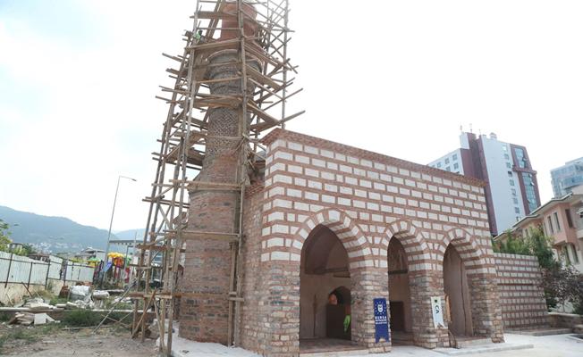 Kefensüzen Camii'nde son rötuşlar yapılıyor