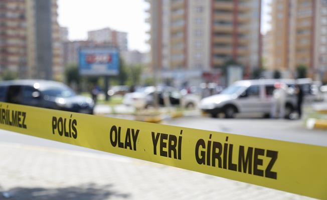 Adana'da 15 Yaşındaki Çocuğu Yatağında Öldürdüler