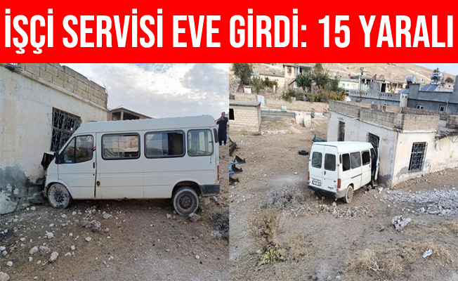 Adıyaman'da Tarım İşçilerini Taşıyan Minibüs Eve Girdi