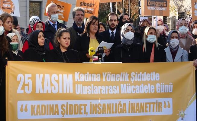 Ak kadınlar "kadına şiddete hayır" dedi