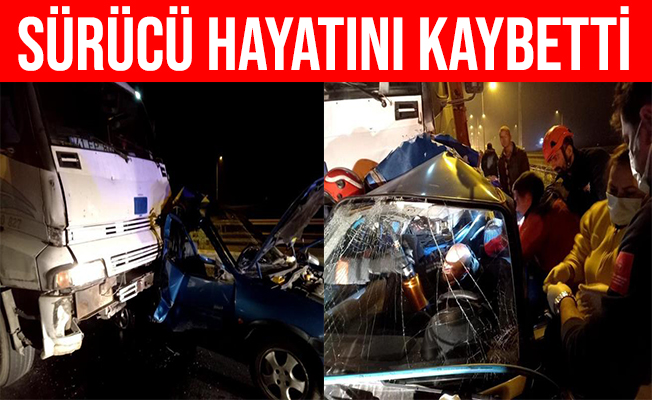 Kamyonun Kağıt Gibi Ezdiği Otomobilde Sıkışan Sürücü Öldü