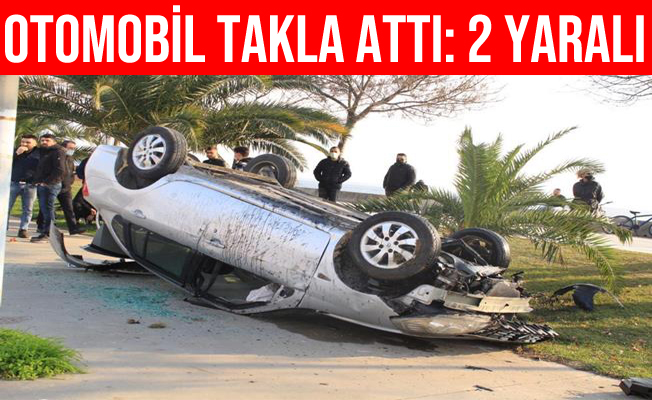 Pendik'te kaldırıma çıkan otomobil takla attı: 2 yaralı