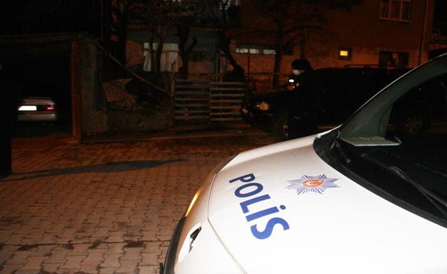 Beyşehir'de emekli polis memuru evinde ölü bulundu