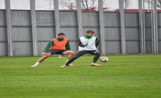 Bursaspor, Royal Hastanesi Bandırmaspor maçı hazırlıklarına başladı