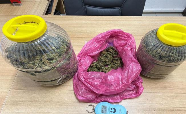 Sakarya’da 9 kilo 730 gram esrar ele geçirildi