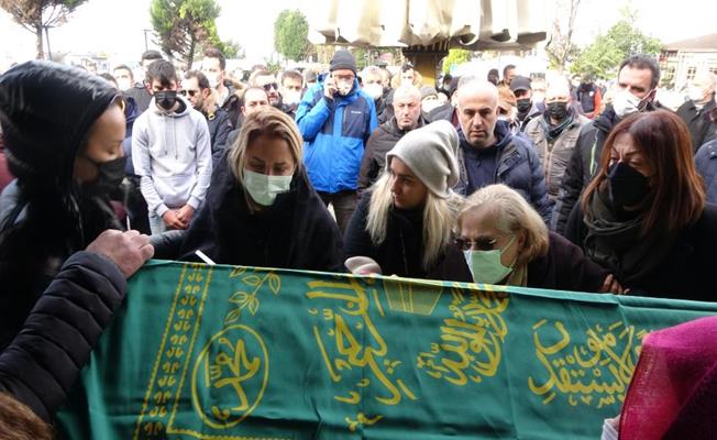 Ece Erken silahlı eşinin tabutunun başında gözyaşı döktü