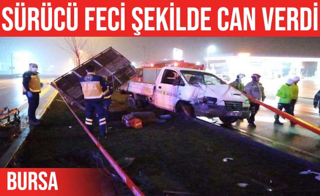 İnegöl'de trafik kazası: Camdan fırlayan sürücü öldü