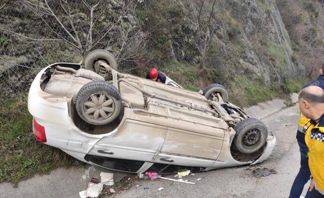 Sakarya Geyve'de otomobil takla attı: 1 yaralı