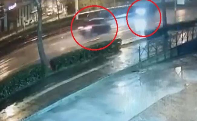 Bursa'daki trafik kazası kameralara yansıdı
