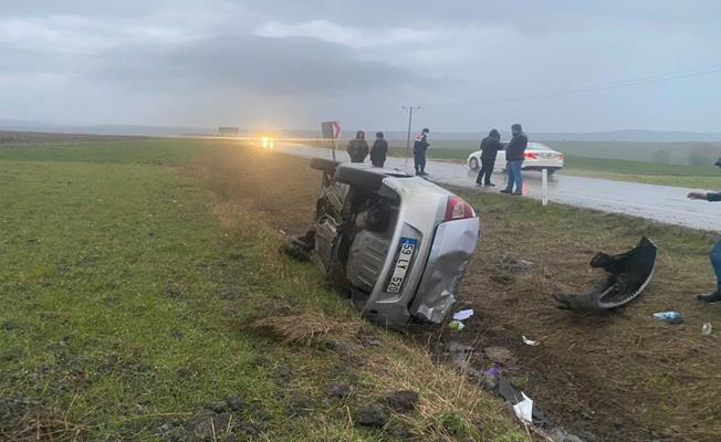 Hayrabolu yolunda otomobil takla attı