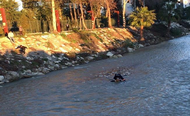 Mersin'de dereye düşen çocuk boğularak öldü