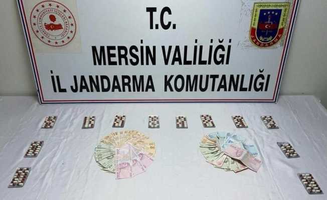 Mersin'de uyuşturucu satıcısı 2 kişi tutuklandı
