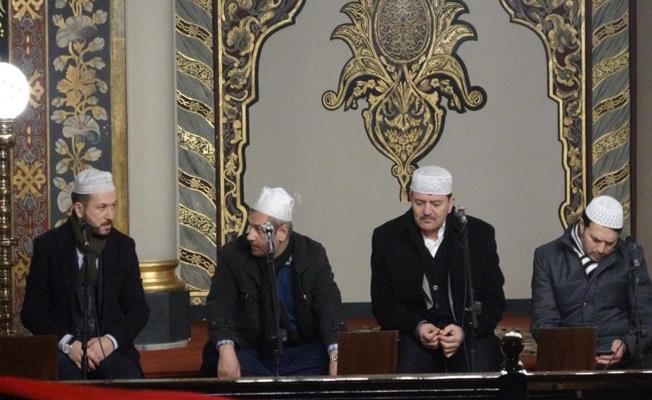 Ulu Cami'de Regaip Kandili yoğunluğu