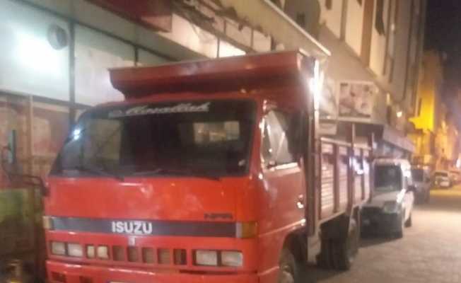 8 araca çarpıp kaçtı, polisten kaçamadı