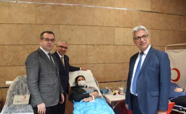 Adana Adliyesi’nde kan bağışı etkinliği