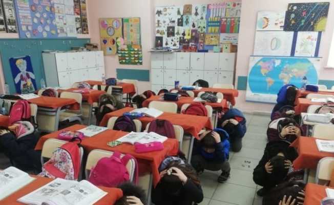 ’Afet Bilinci’ ve ’Yangın Farkındalık’ eğitimi verildi
