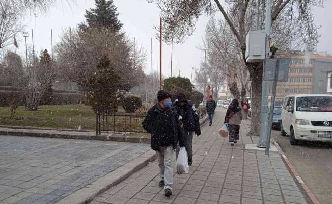 Afyonkarahisar’da kar yağışı