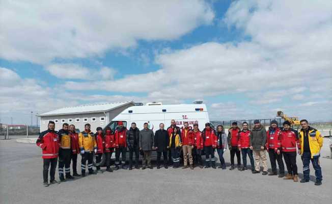 Afyonkarahisar’da UMKE ekine Ambulans Sürüş Teknikleri ve Arazi Sürüş Teknikleri eğitimi