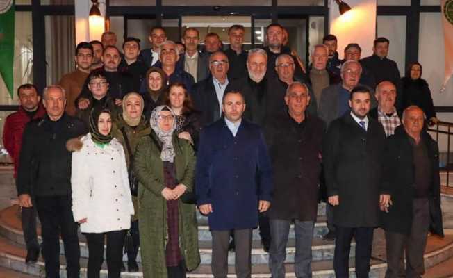AK Parti Yalova İl Başkanı Bağatar, Çerkes Birliği Derneği yönetimine projeleri anlattı