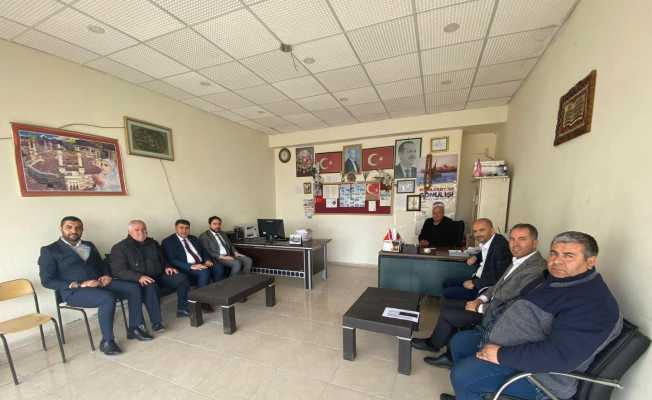 AK Partililer ’den mahalle muhtarlarına ziyaret