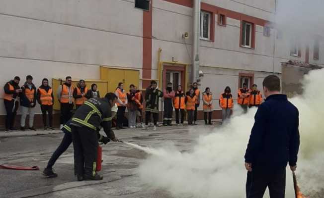 AKUK öğrencilerine uygulamalı tatbikat