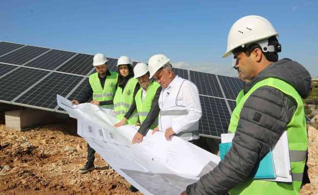 Atıl taşlık arazi güneş enerjisi ile değerlendirildi, elektrik giderleri sıfırlandı