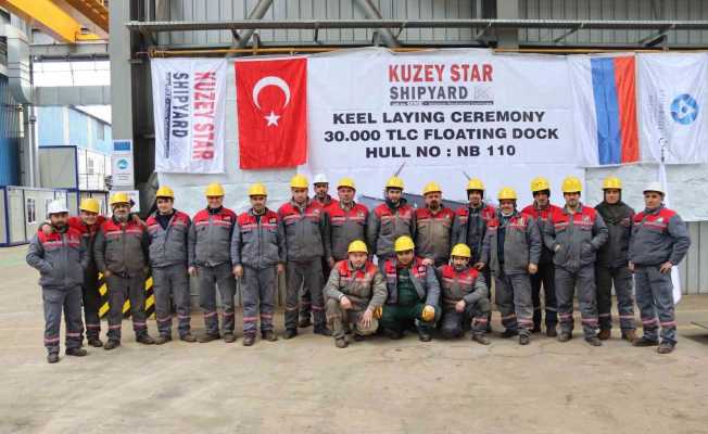 Atomflot FSUE için inşa edilen yüzer limanın ’keel laying’ töreni düzenlendi
